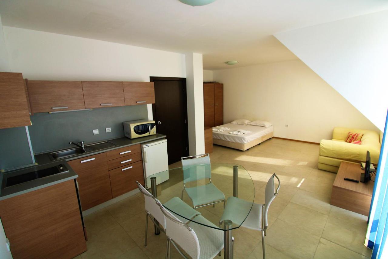 Menada Belle View Apartments Свети-Влас Экстерьер фото