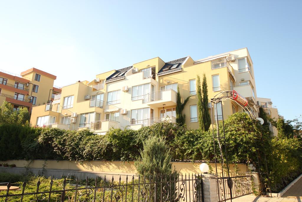 Menada Belle View Apartments Свети-Влас Экстерьер фото